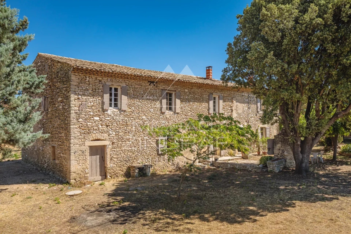 Maison de luxe à vendre à Gordes, 1 300 000 €, Photo 1