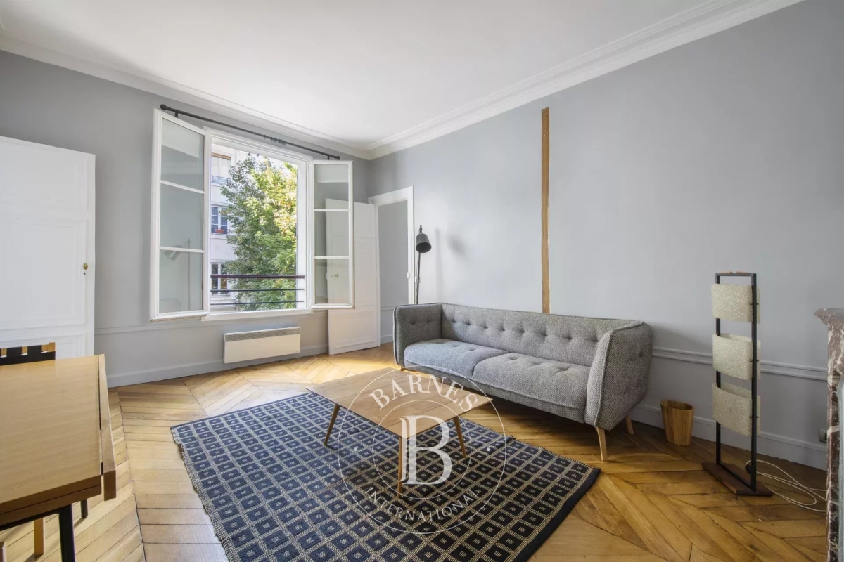 Luxury Apartment for sale in Paris 6Ème, 1 100 000 €, Photo 1