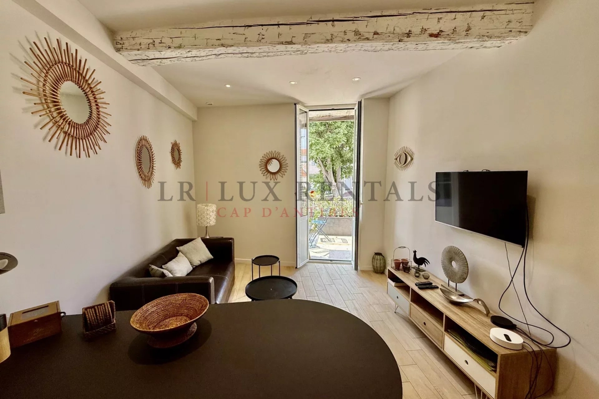 Appartement de luxe à louer à Antibes, 1 200 €, Photo 3