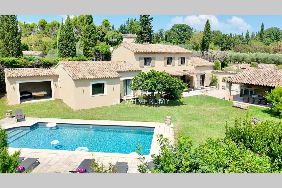 Luxury House for sale in Saint-Rémy-de-Provence, 2 120 000 €, Photo 2