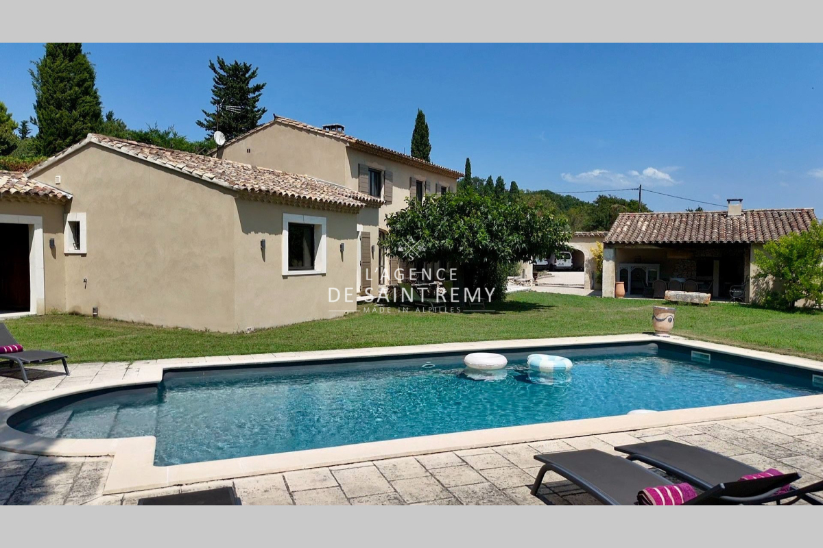 Luxury House for sale in Saint-Rémy-de-Provence, 2 120 000 €, Photo 5