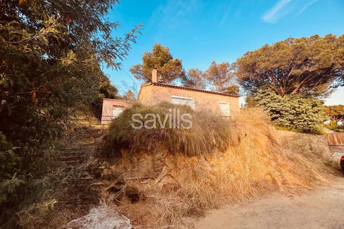 Luxury House for sale in La Croix-Valmer, 598 500 €, Photo 3