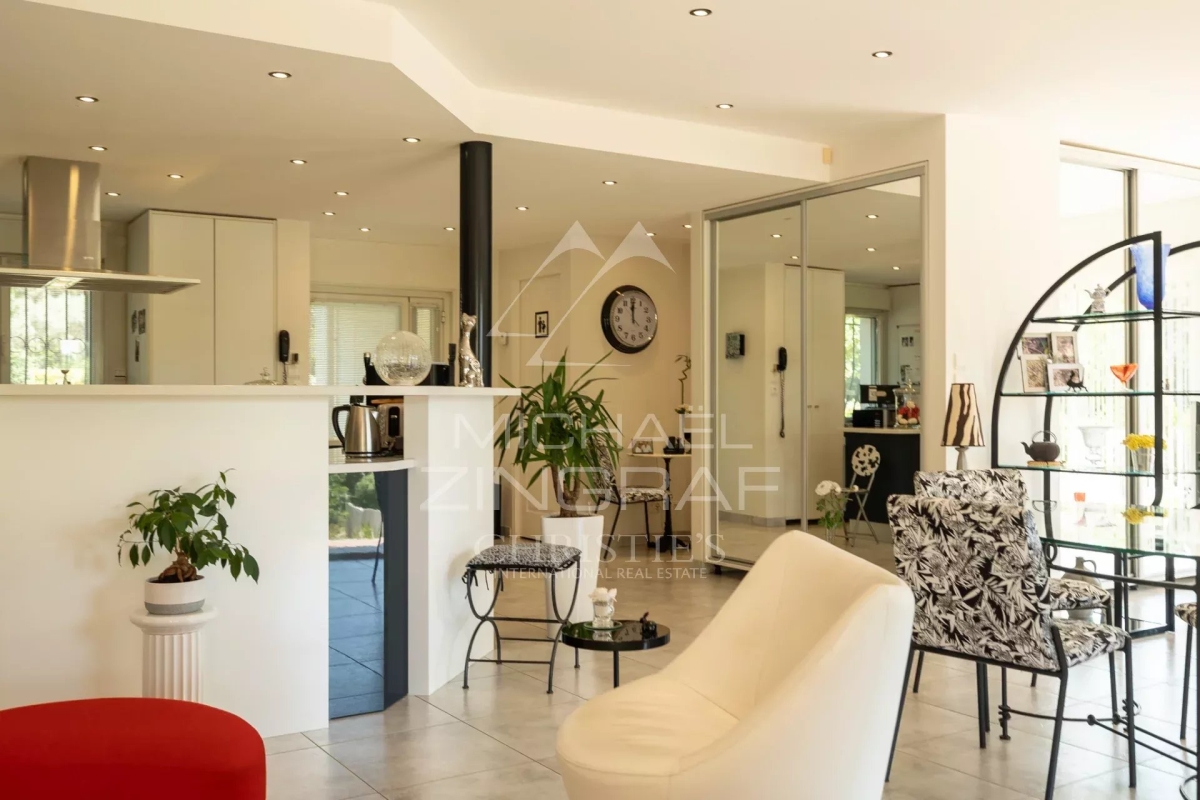 Maison de luxe à vendre à Lauris, 1 200 000 €, Photo 7