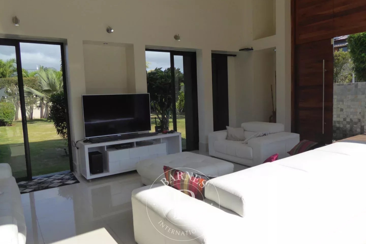 Maison de luxe à vendre à Eclose-Badinières, 30 000 000 €, Photo 3