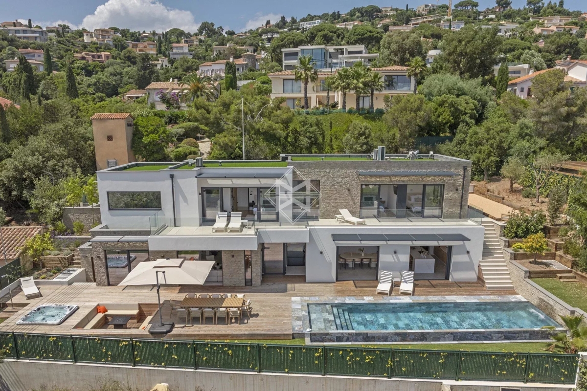 Maison de luxe à vendre à Les Issambres, 3 400 000 €, Photo 3