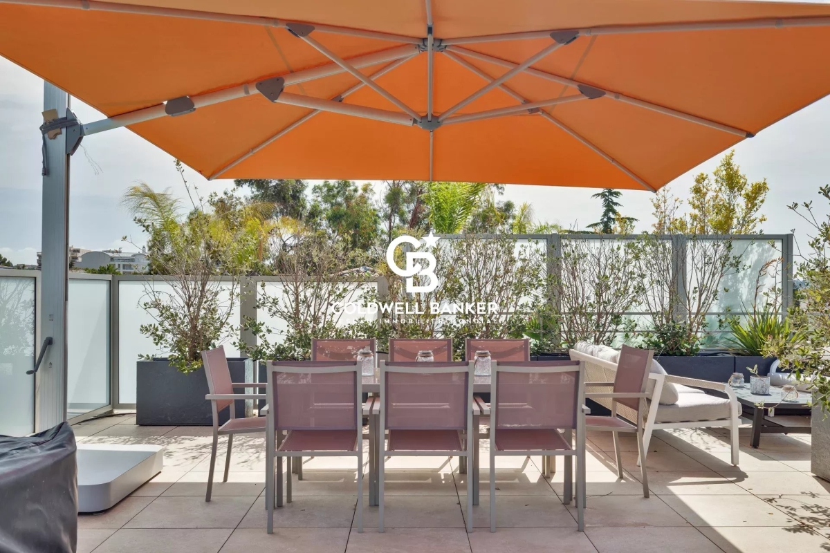 Luxury Apartment for sale in Antibes, 1 300 000 €, Photo 4