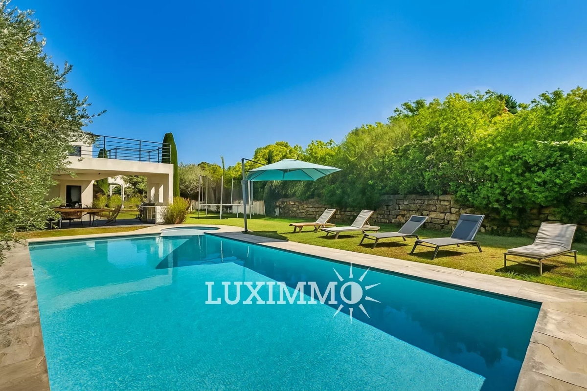Maison de luxe à vendre à Valbonne, 1 590 000 €, Photo 2