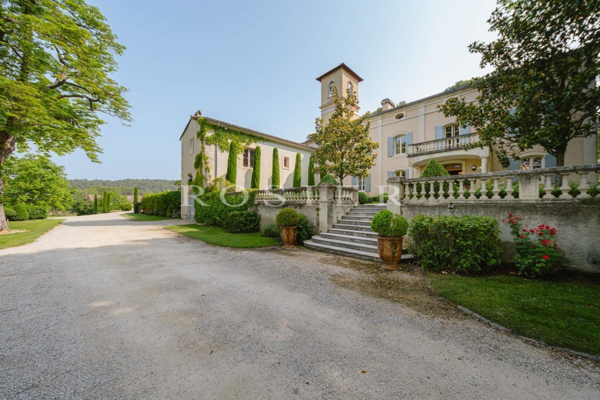 Luxury House for sale in Pernes-les-Fontaines, 3 350 000 €, Photo 2