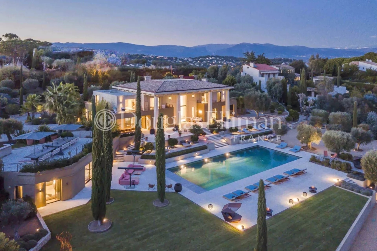 Maison de luxe à vendre à Cannes, 33 000 000 €, Photo 1