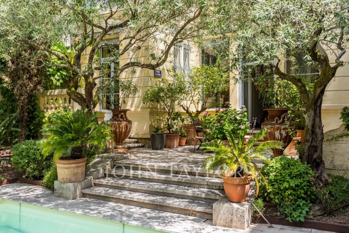 Luxury House for sale in Bordeaux, 1 976 000 €, Photo 2