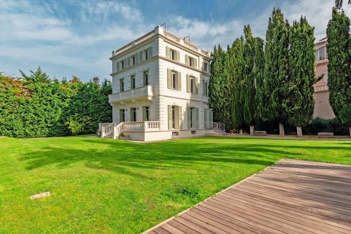 Luxury House for sale in Cap d'Antibes, 4 850 000 €, Photo 1