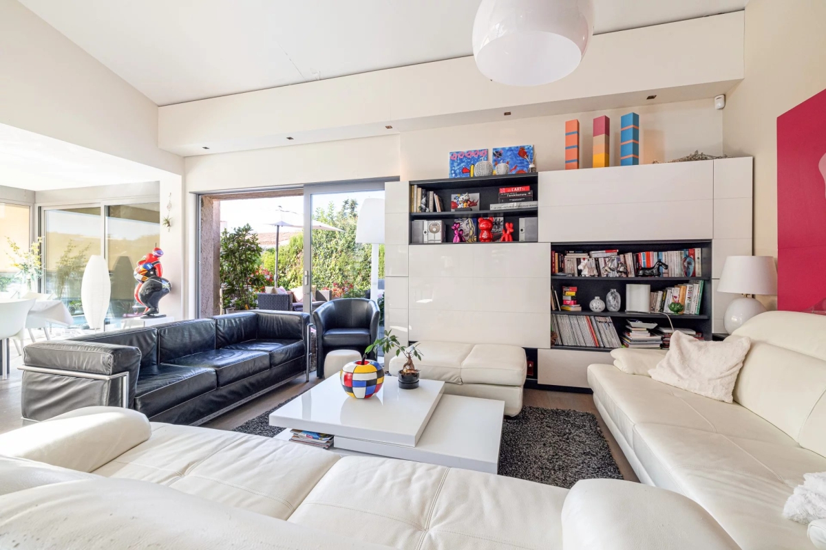 Maison de luxe à vendre à Saint-Jean-Cap-Ferrat, 2 850 000 €, Photo 3