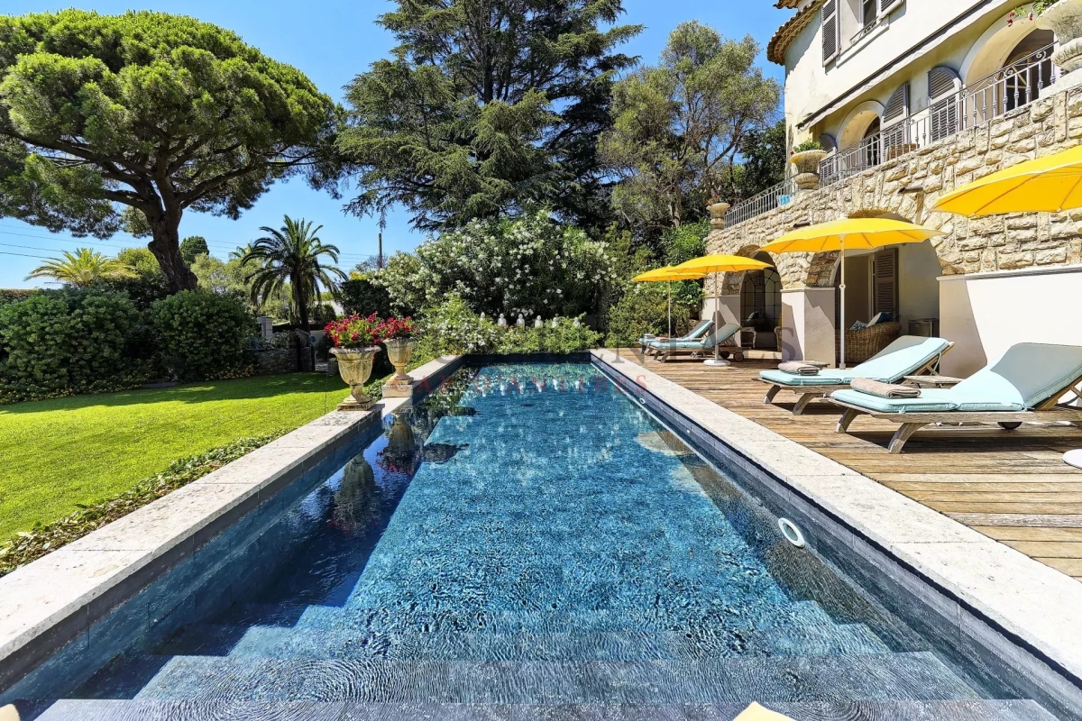 Luxury House for sale in Cap d'Antibes, 9 500 000 €, Photo 2