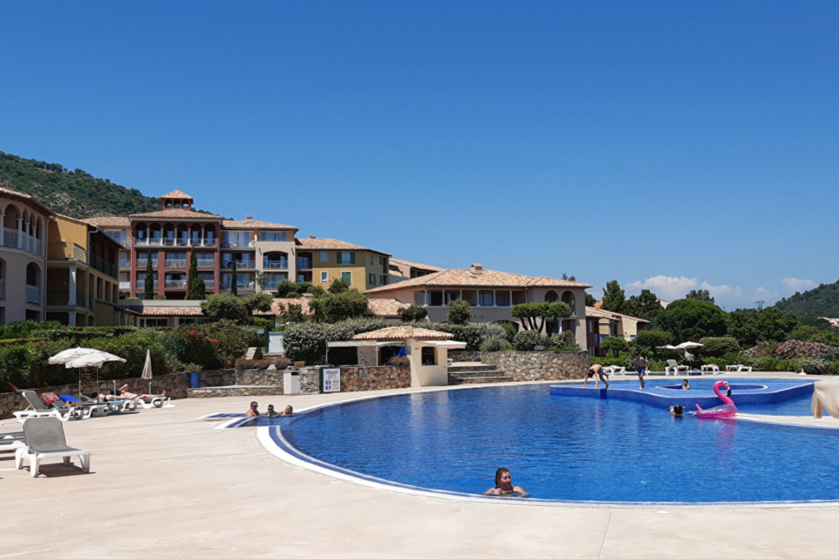 Luxury Apartment for sale in Les Issambres, 275 000 €, Photo 6