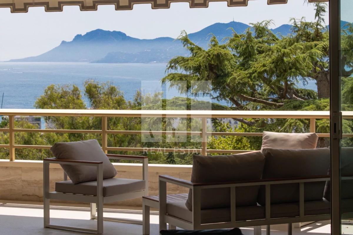 Appartement de luxe à vendre à Cannes, 1 980 000 €, Photo 1
