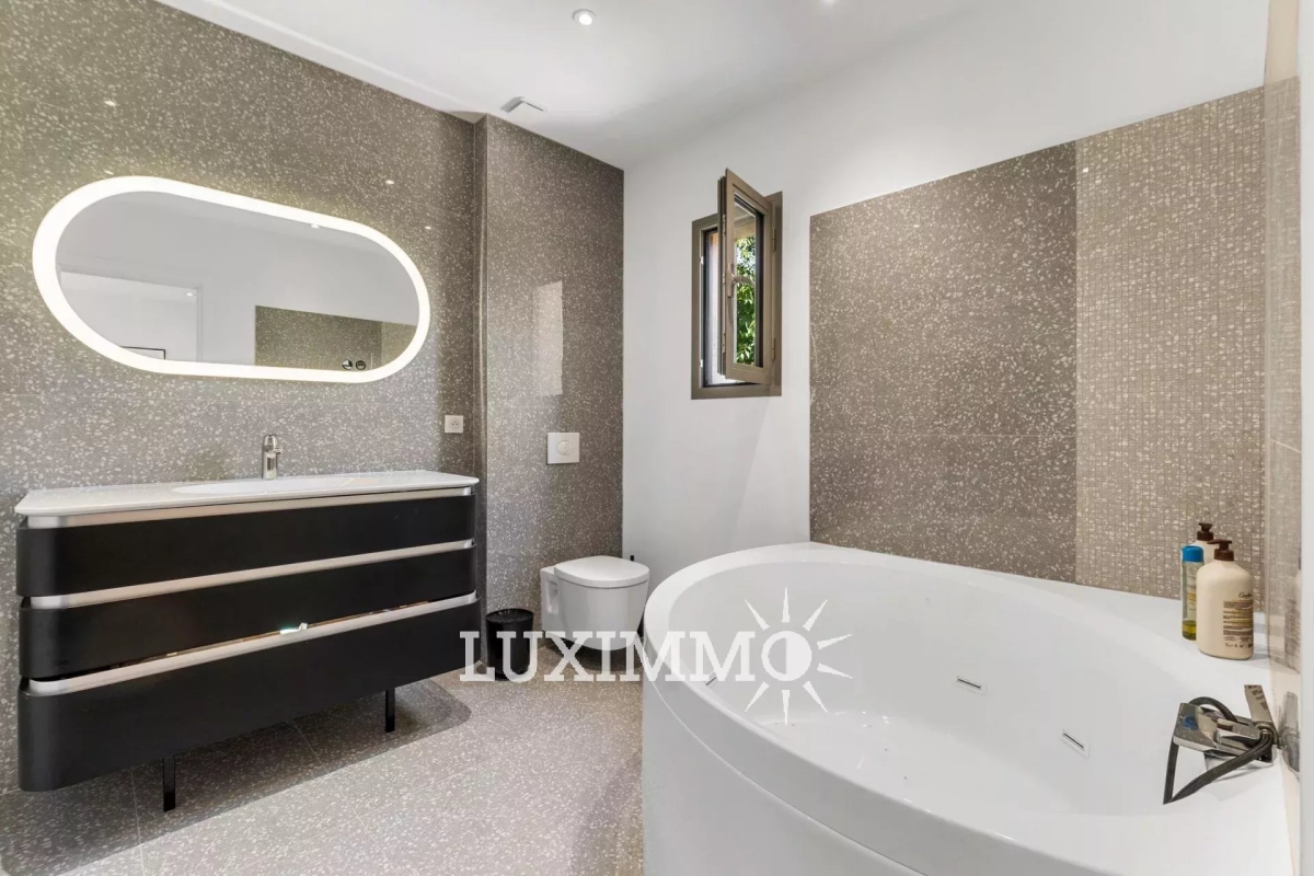 Luxury House for sale in Mougins, 3 560 000 €, Photo 7