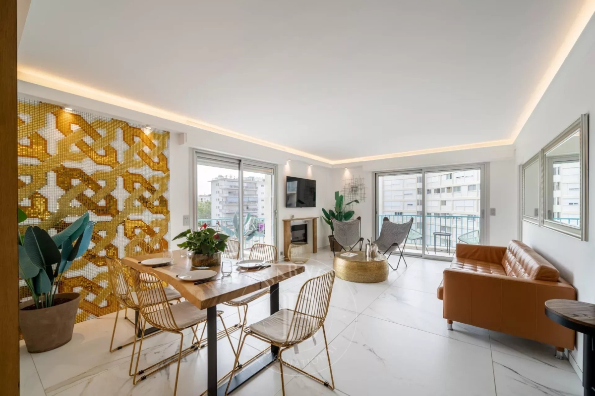 Luxury Apartment for sale in Cannes, 1 350 000 €, Photo 1