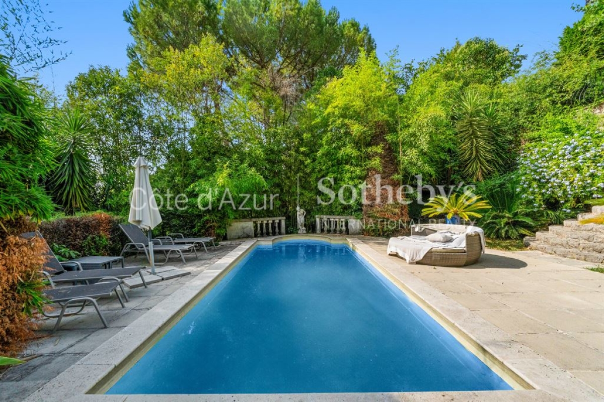 Maison de luxe à vendre à Grasse, 1 620 000 €, Photo 3
