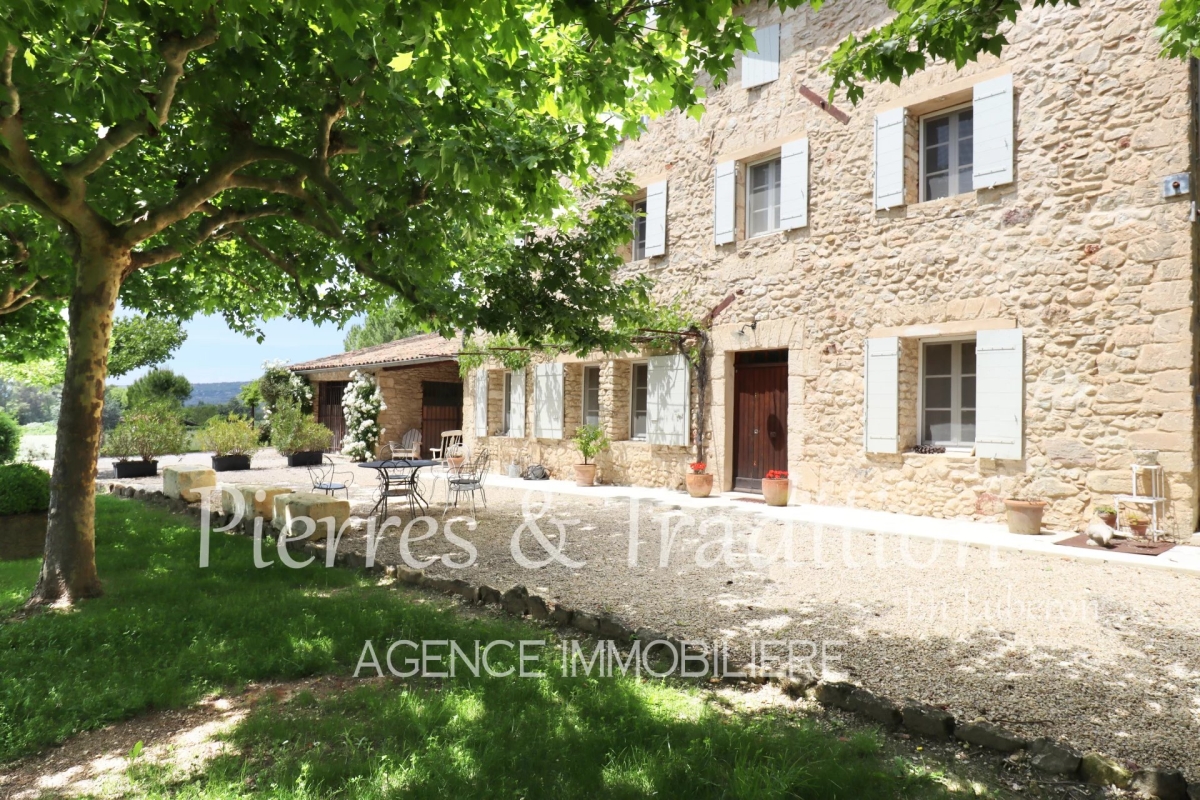 Maison de luxe à vendre à Roussillon, 1 750 000 €, Photo 1