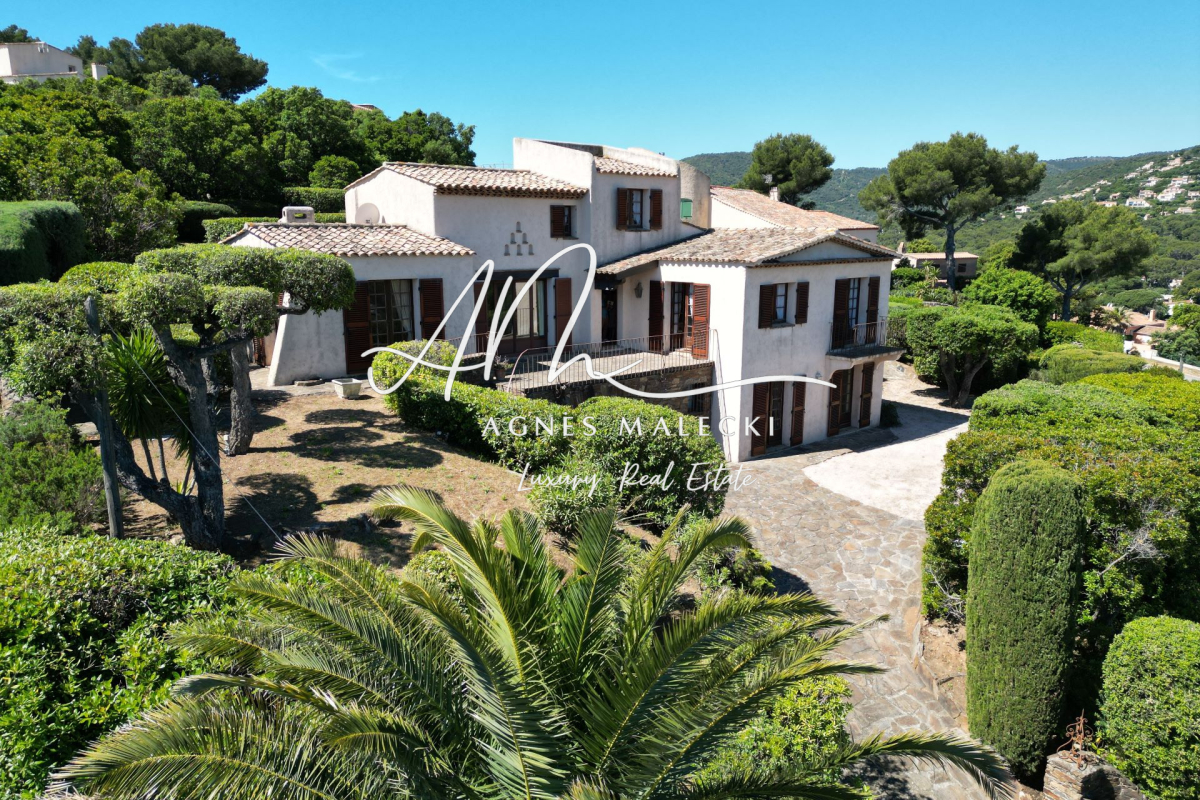 Luxury House for sale in Cavalaire-sur-Mer, 1 344 000 €, Photo 2