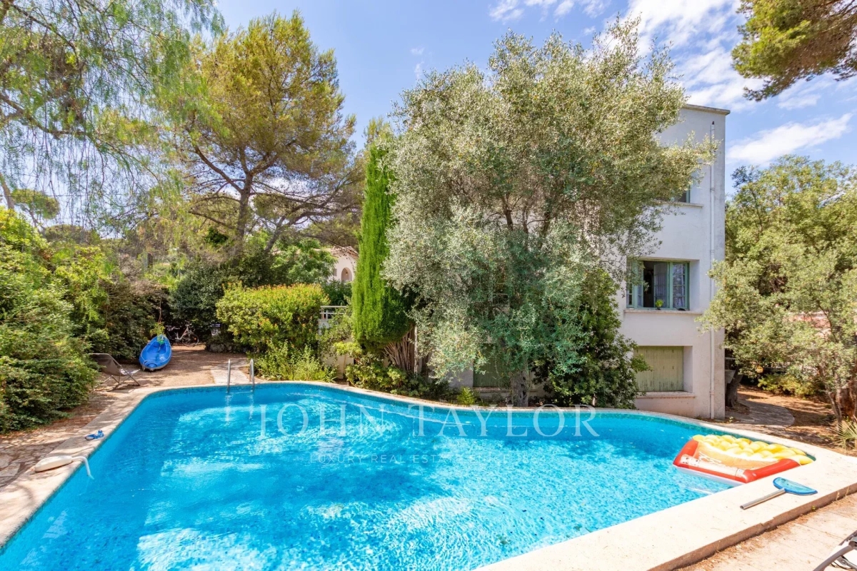 Maison de luxe à vendre à Cap d'Antibes, 1 950 000 €, Photo 3