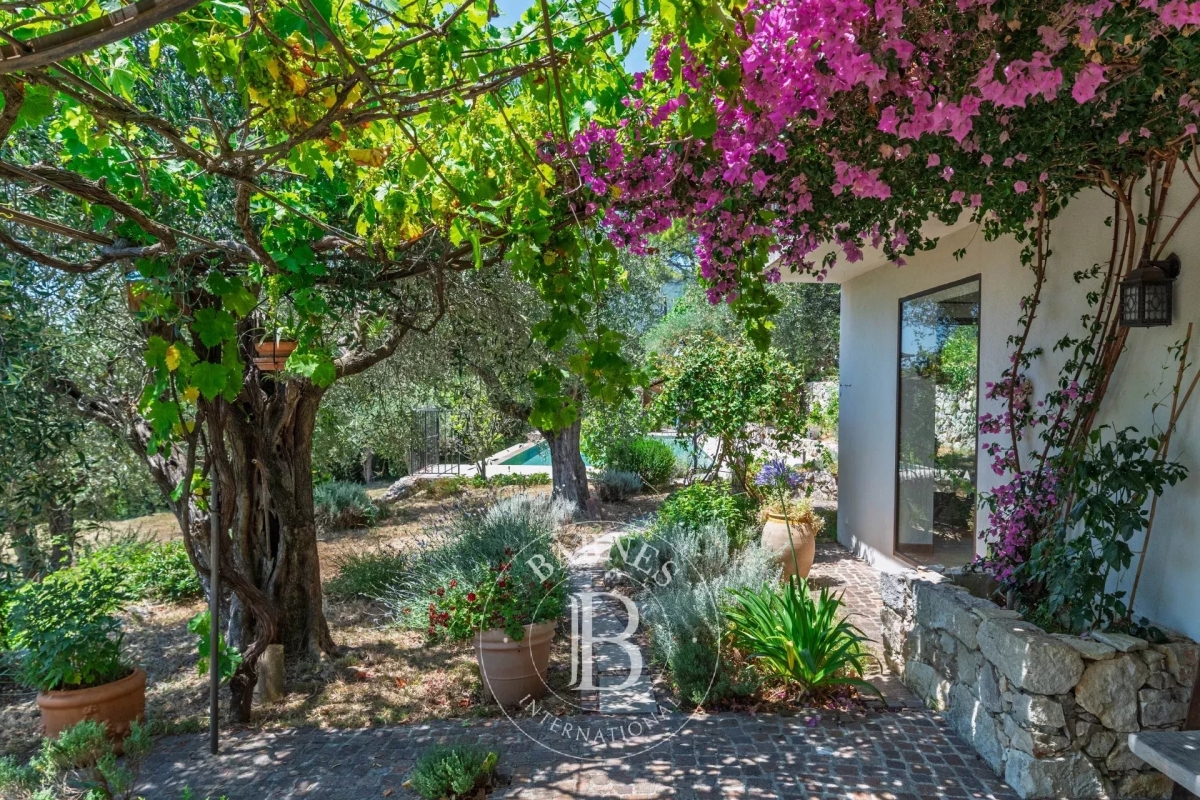 Luxury House for sale in Châteauneuf-Grasse, 1 085 000 €, Photo 7