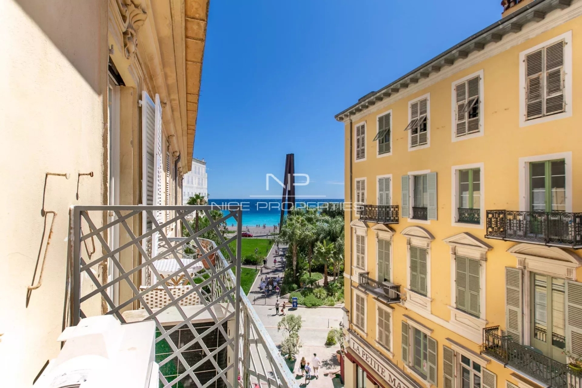Luxury Apartment for sale in Nice, 930 000 €, Photo 1