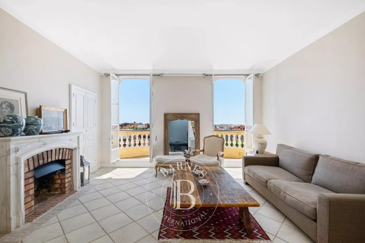 Luxury Apartment for sale in Nice, 930 000 €, Photo 2