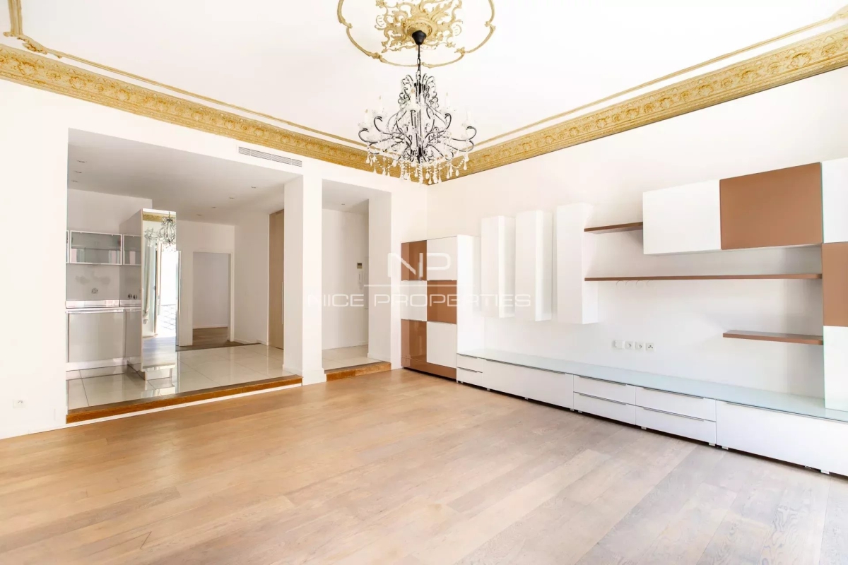 Luxury Apartment for sale in Nice, 930 000 €, Photo 7