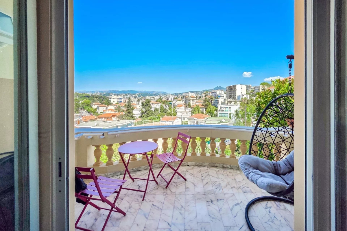 Luxury Apartment for sale in Nice, 1 390 000 €, Photo 3