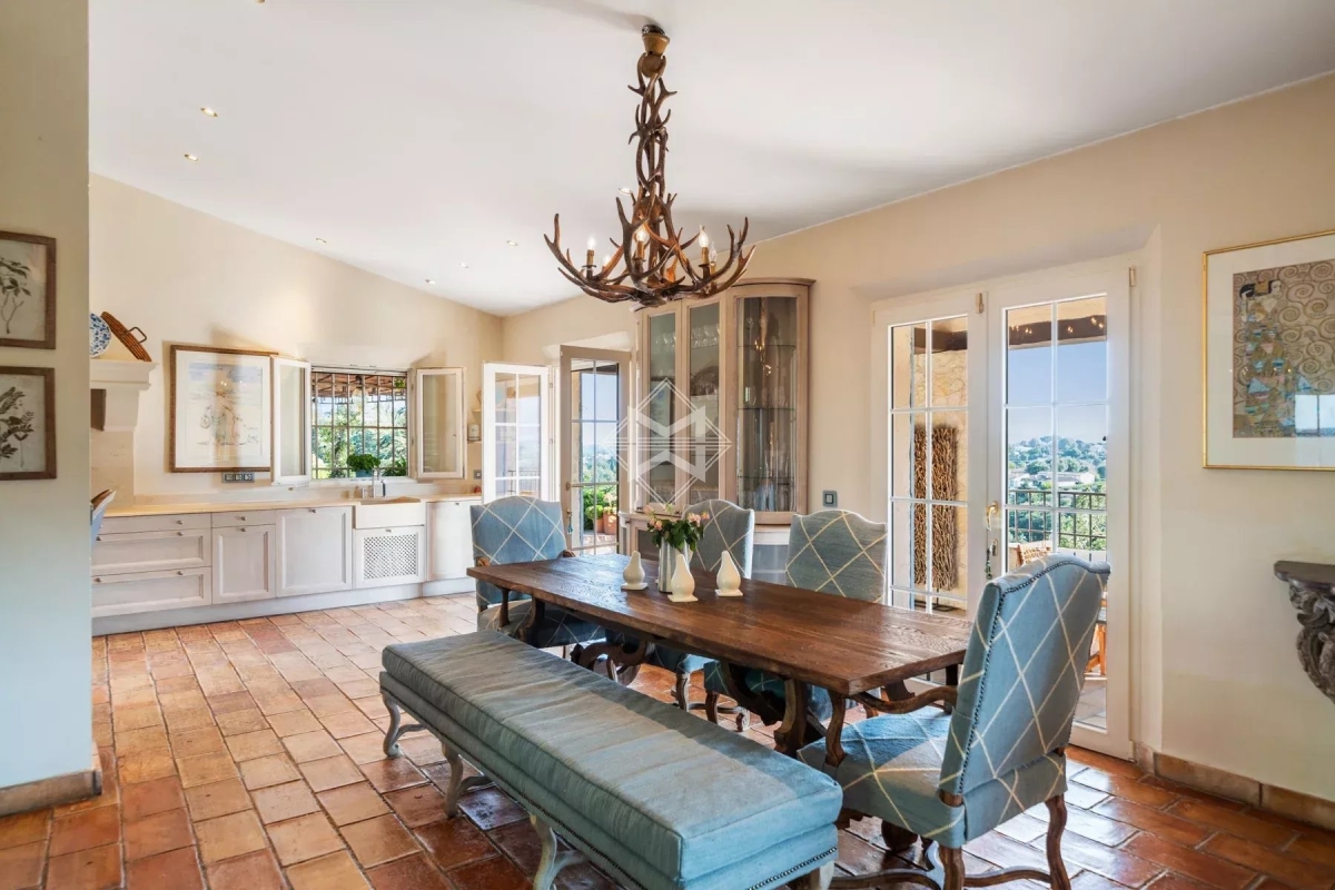 Luxury House for sale in Saint-Paul-de-Vence, 3 900 000 €, Photo 6