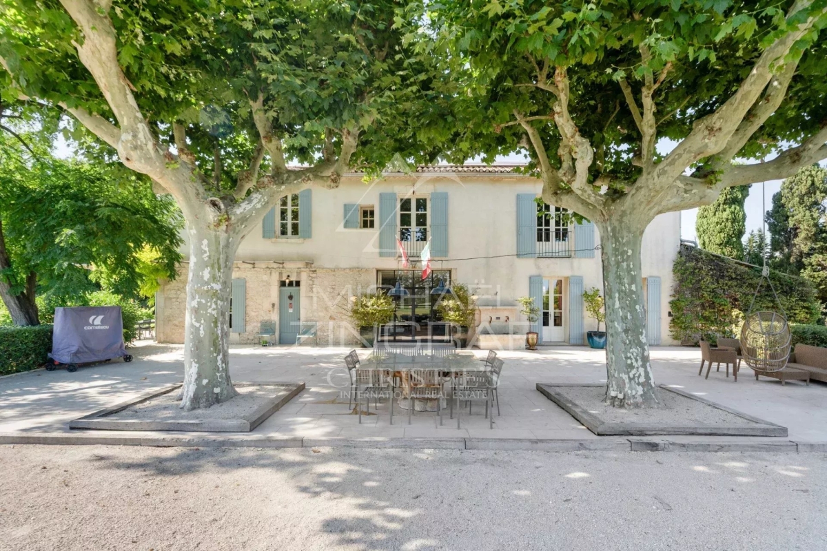 Luxury House for sale in Eyragues, 1 900 000 €, Photo 3
