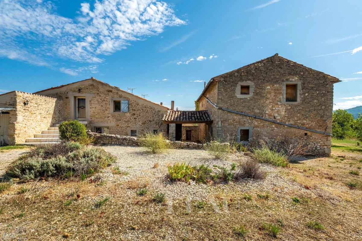 Luxury House for sale in Grambois, 795 000 €, Photo 3