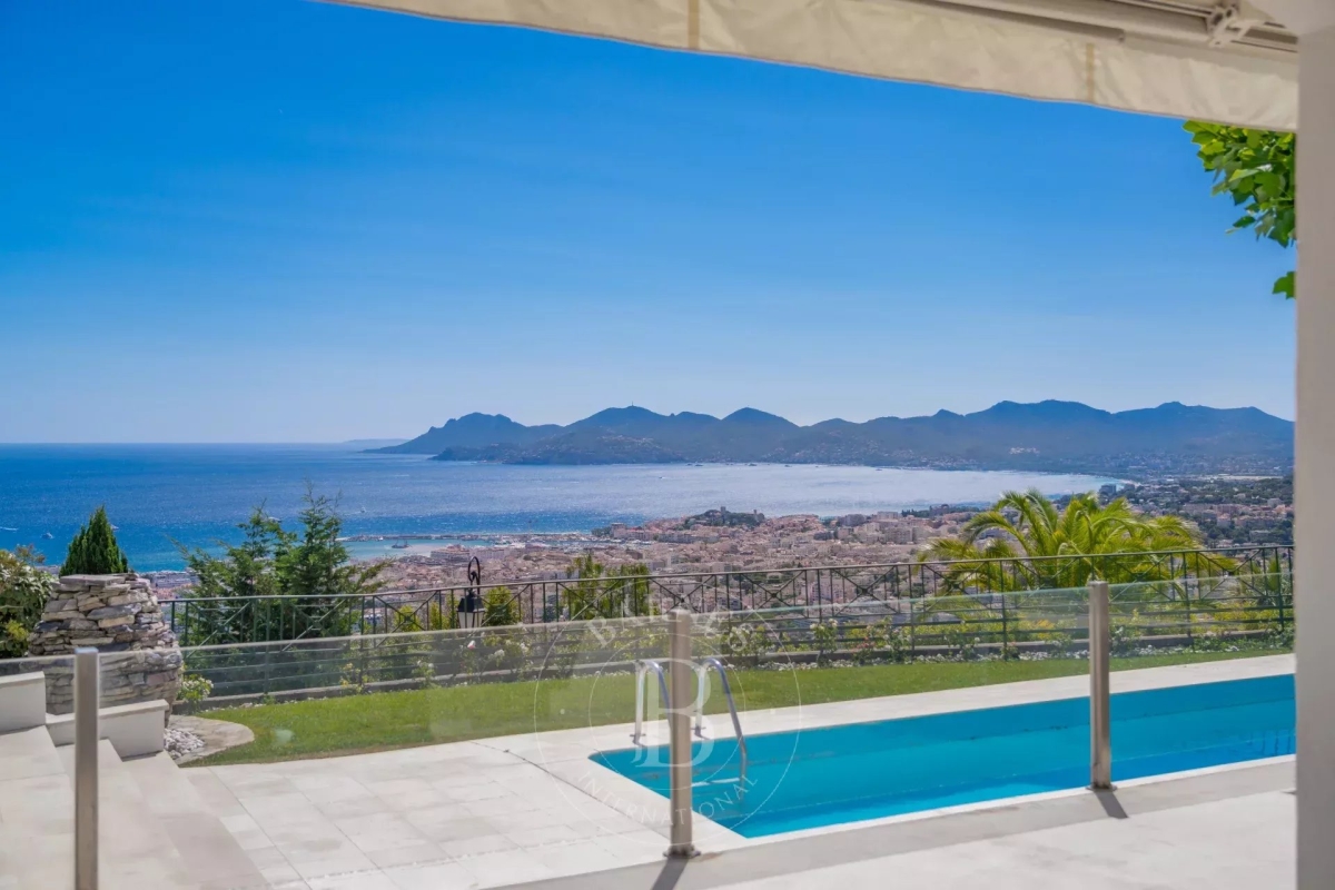Luxury House for sale in Cannes, 4 790 000 €, Photo 1