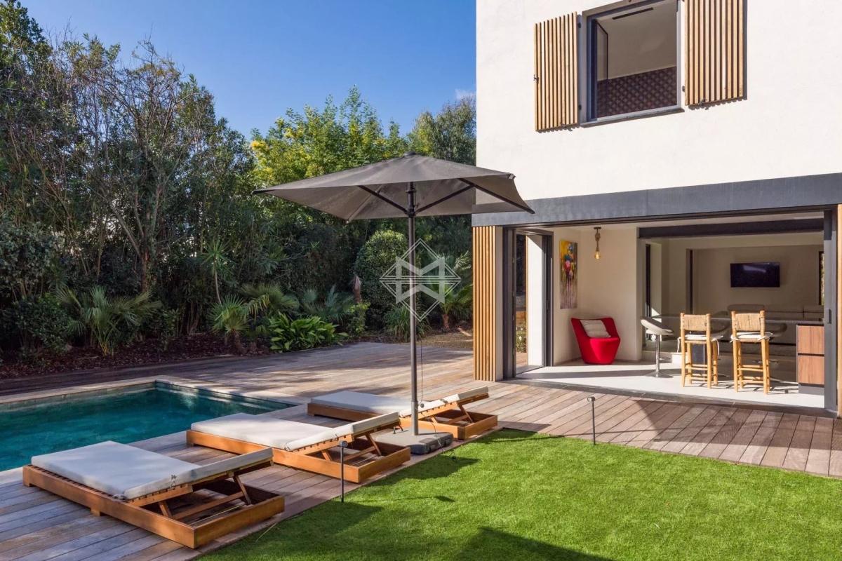 Luxury House for sale in La Croix-Valmer, 2 300 000 €, Photo 5