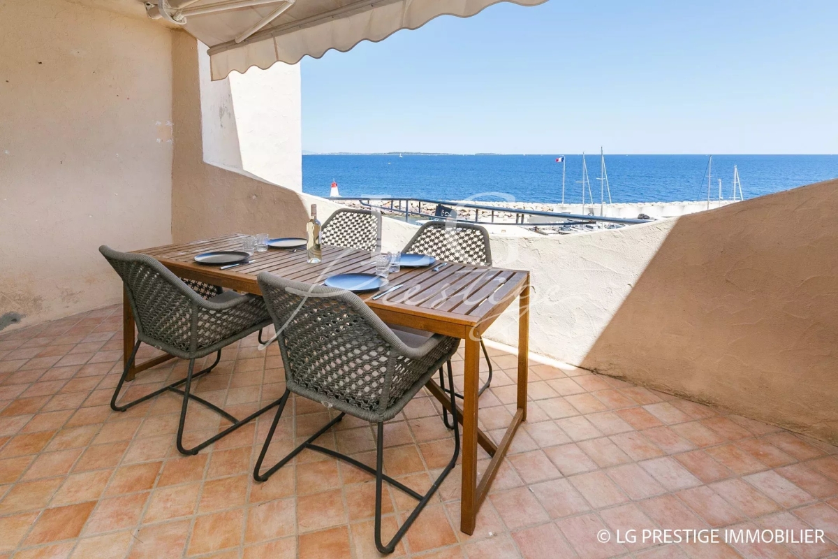 Appartement de luxe à vendre à Théoule-sur-Mer, 750 000 €, Photo 3