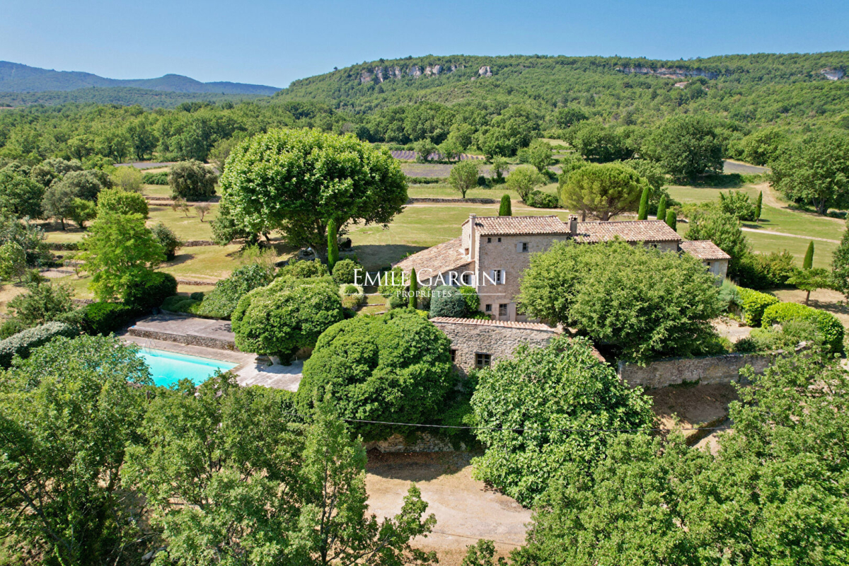 Maison de luxe à vendre à Saignon, 2 200 000 €, Photo 2