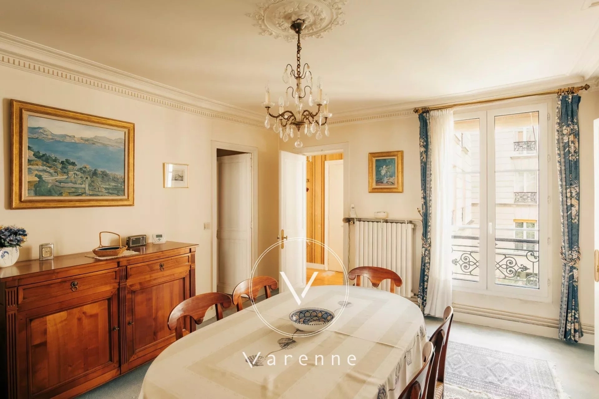 Luxury Apartment for sale in Paris 7Ème, 1 449 000 €, Photo 3
