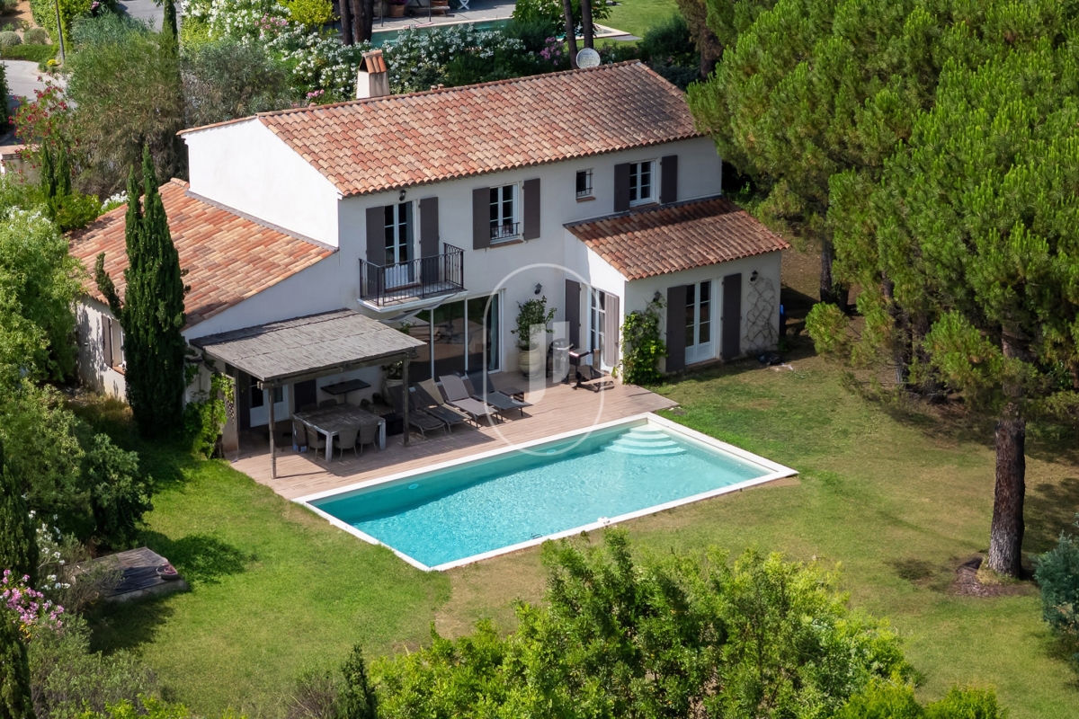 Luxury House for sale in Grimaud, 1 890 000 €, Photo 1