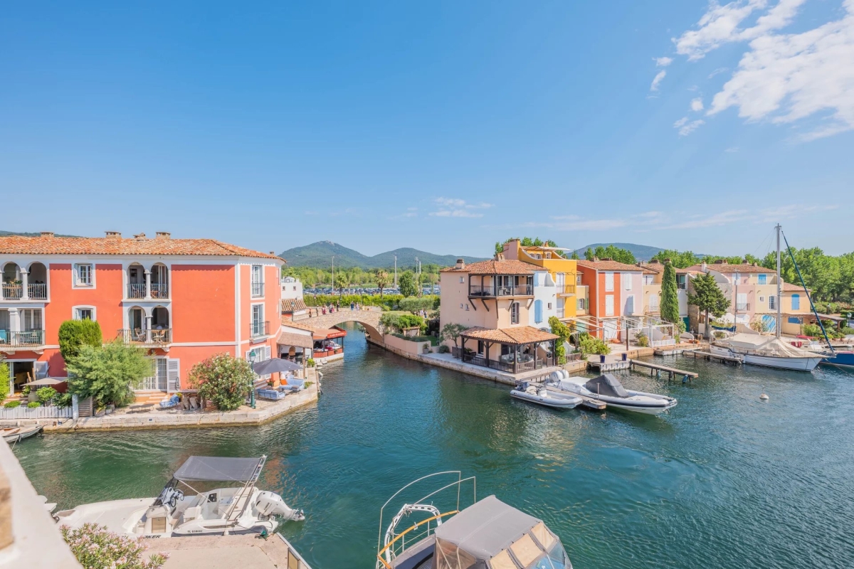 Luxury Apartment for sale in Port Grimaud, 920 000 €, Photo 2