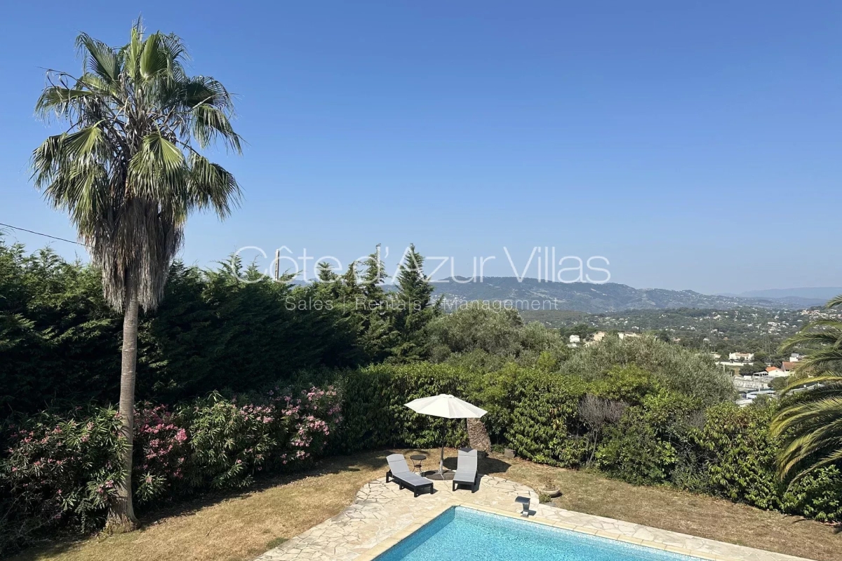 Maison de luxe à louer à Mougins, 5 500 €, Photo 2