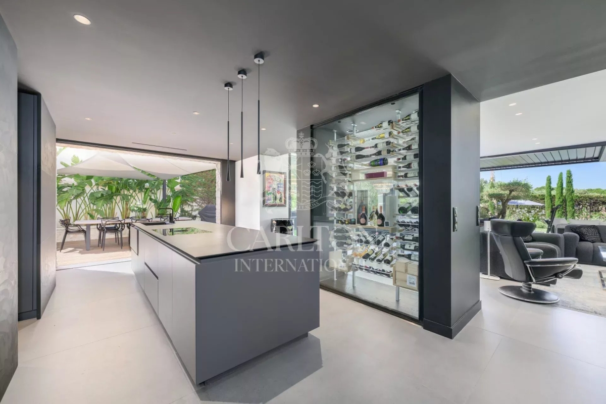 Maison de luxe à vendre à Mougins, 3 900 000 €, Photo 3