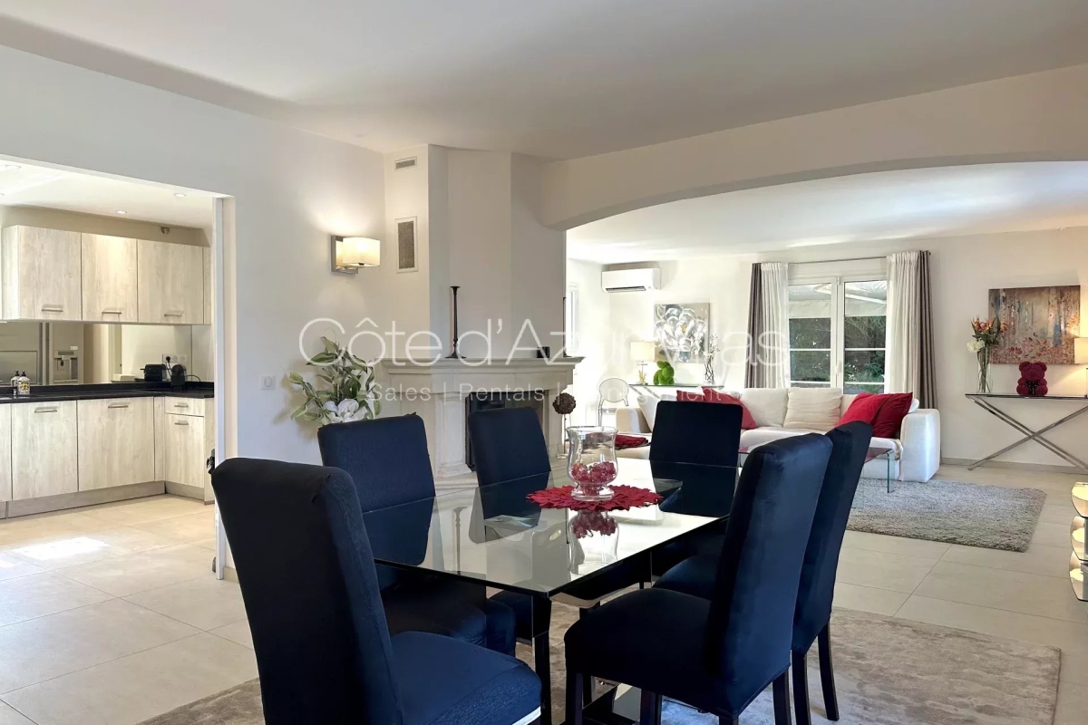 Maison de luxe à louer à Mougins, 5 500 €, Photo 5