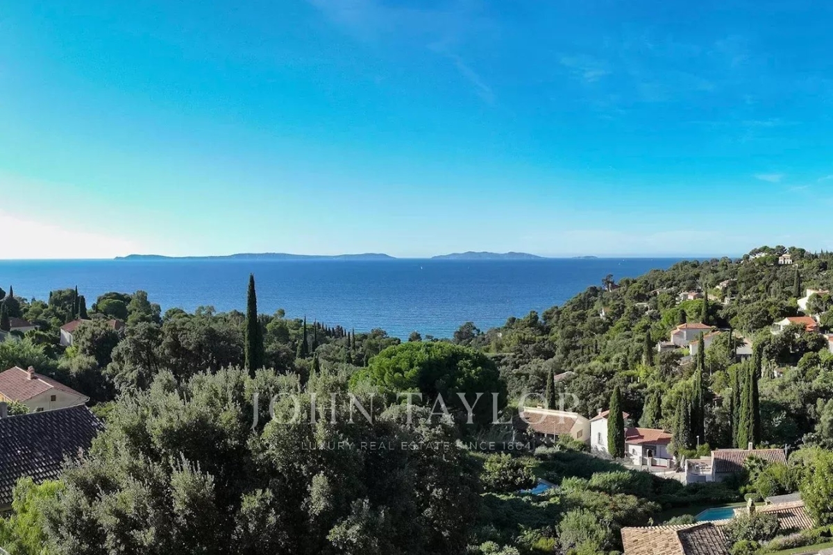 Luxury House for sale in Rayol Canadel sur Mer, 5 780 000 €, Photo 1