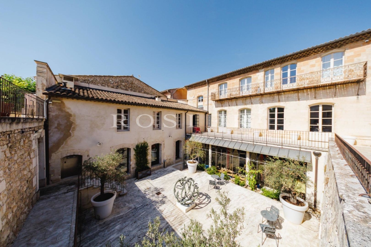 Maison de luxe à vendre à Apt, 2 300 000 €, Photo 1