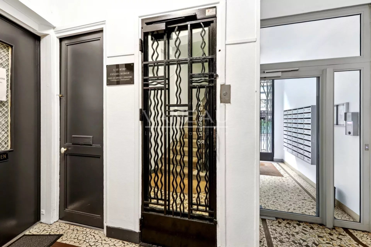 Luxury Apartment for sale in Paris 15ème, 570 000 €, Photo 7