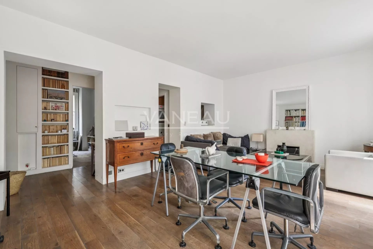 Luxury Apartment for sale in Paris 15ème, 745 000 €, Photo 3