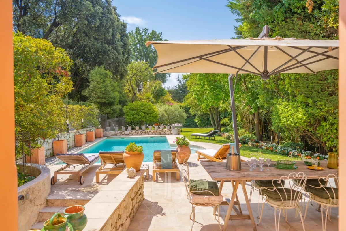 Maison de luxe à vendre à Cannes, 2 500 000 €, Photo 2