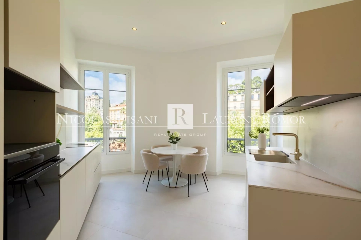 Luxury Apartment for sale in Nice, 1 650 000 €, Photo 3