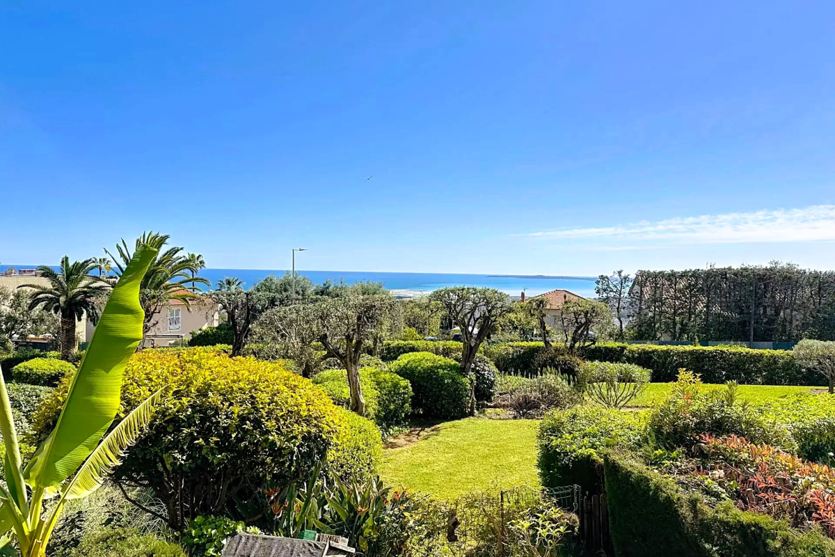 Luxury Apartment for sale in Nice, 580 000 €, Photo 3